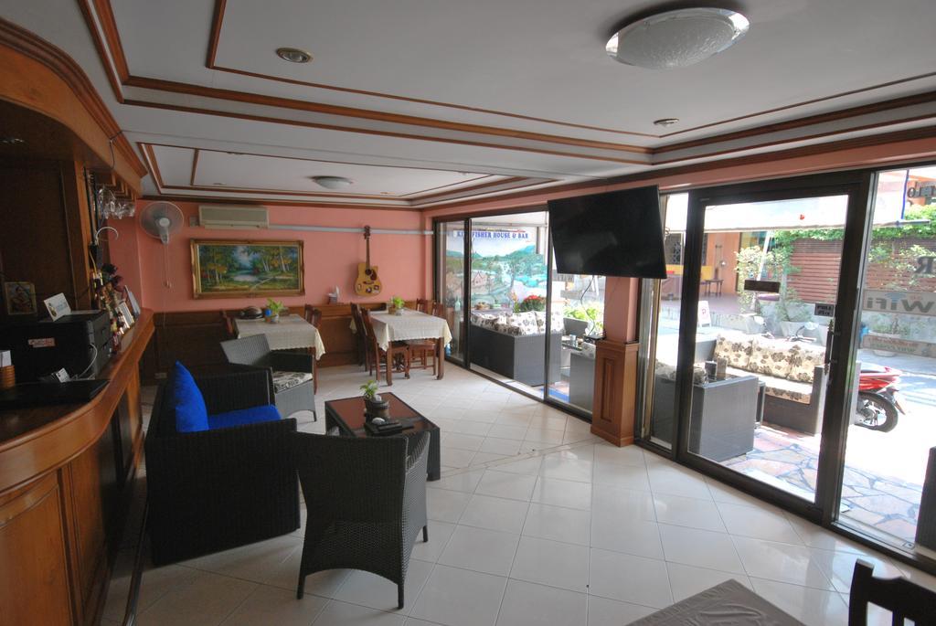 Kingfisher House & Bar Патая Екстериор снимка